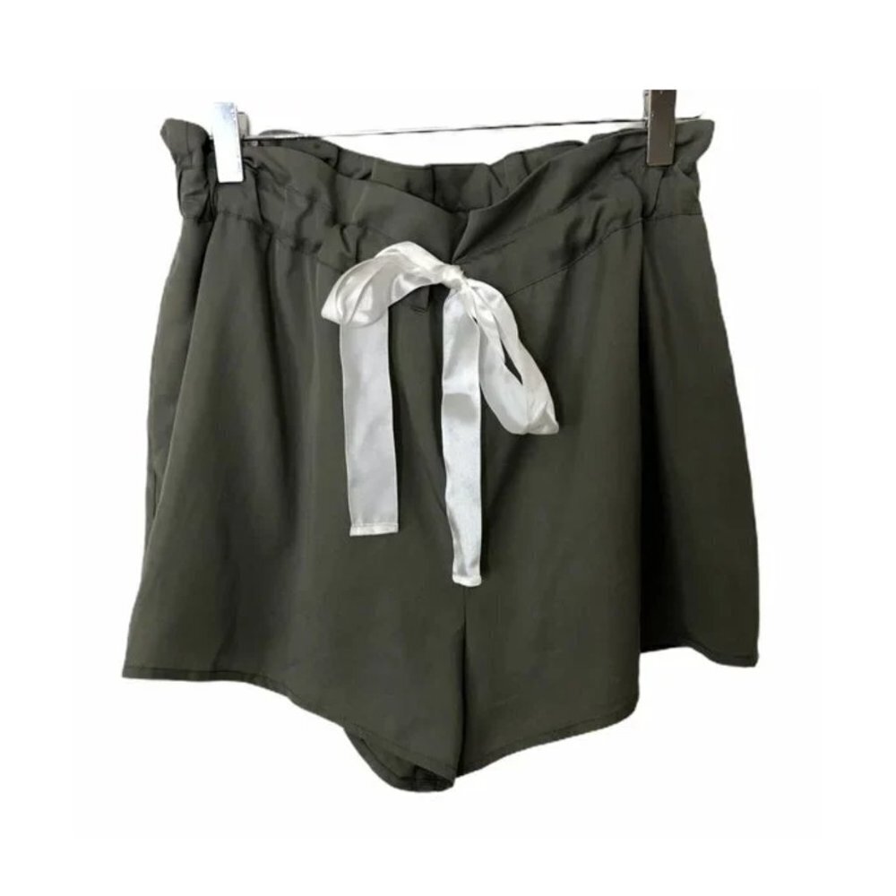 NEW Tularosa “Sage” Paper Bag Waist Shorts Sz. S